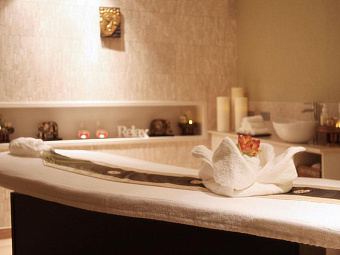 Отель COSMOPOLITAN HOTEL 4*