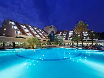 Отель QUEEN'S PARK GOYNUK 5*