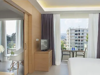  Отель THE ROYAL APPOLOLONIA LIMASSOL 5*, Кипр, Лимассол.