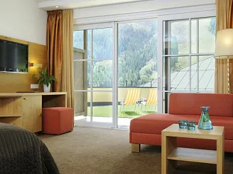 SAALBACHER HOF HOTEL 4* 