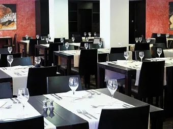 Отель OCCIDENTAL CALA VINAS 4*