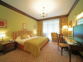 GRAND HOTEL POLYANA 5*